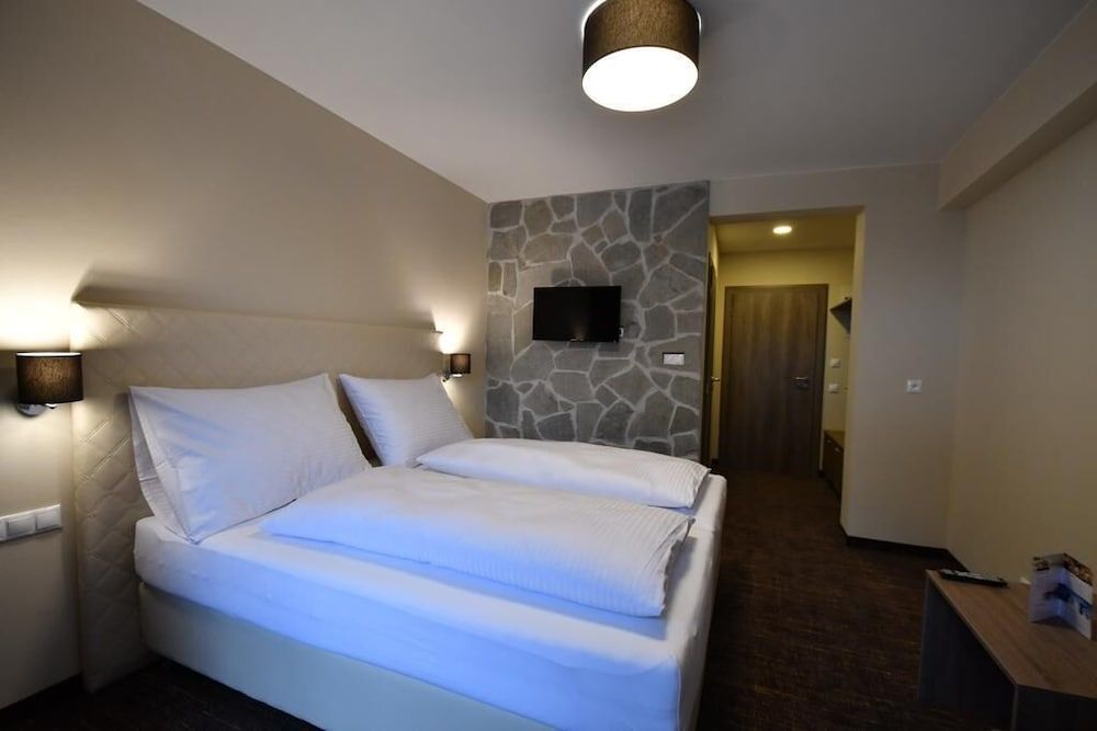 Hotel Studničky 3