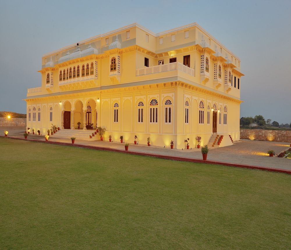 Pratap Niwas-A Heritage Resort 4 estrellas en Balesar