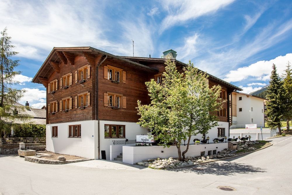 Hotel Mulin by Amanthos -1 estrellas en Brigels