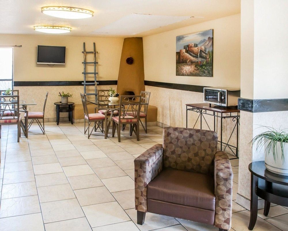 Rodeway Inn Española 3