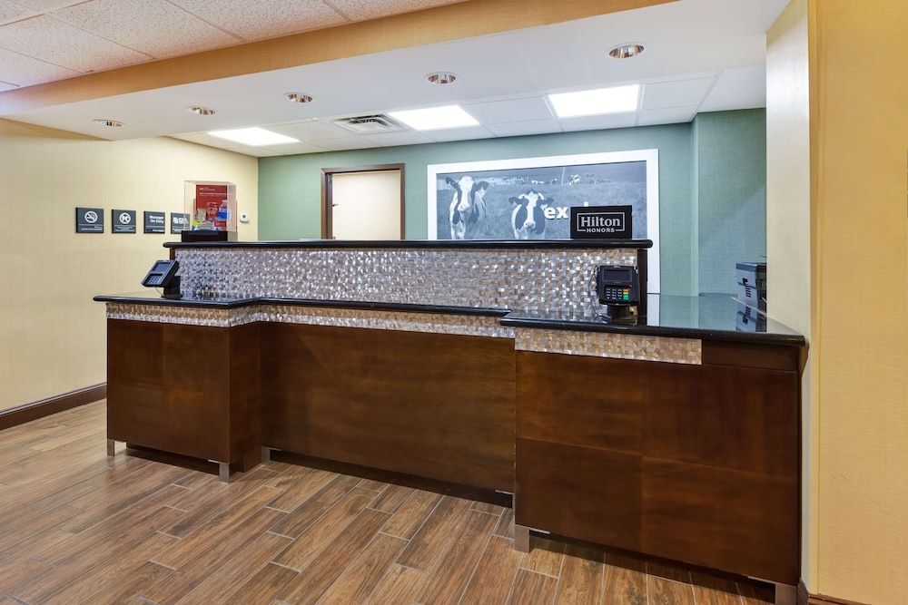 Hampton Inn Cincinnati Airport - North 2