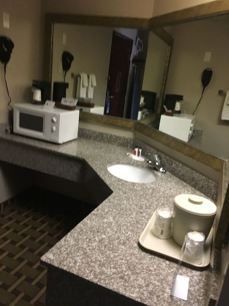 Quality Inn Lawton near Fort Sill 3