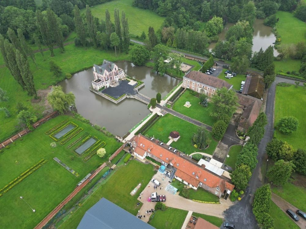 Château de Quesmy -1 estrellas en Quesmy