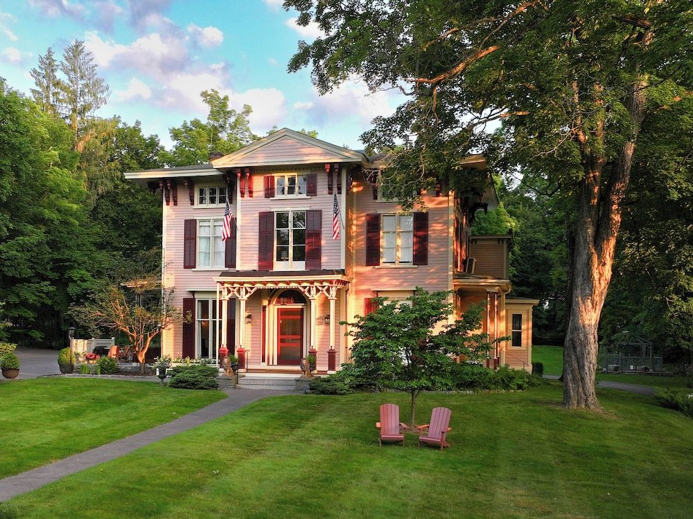 Landmark Inn 4 estrellas en Cooperstown