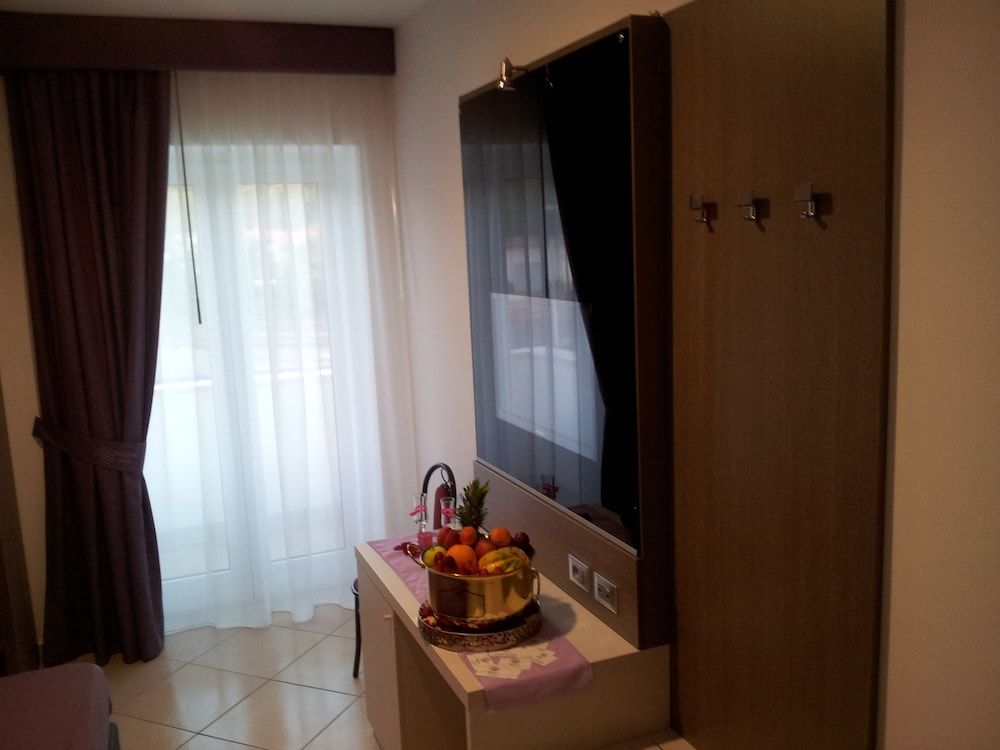 Medea Resort 3