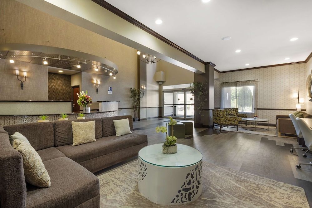 Best Western Plus Duncanville/Dallas 3