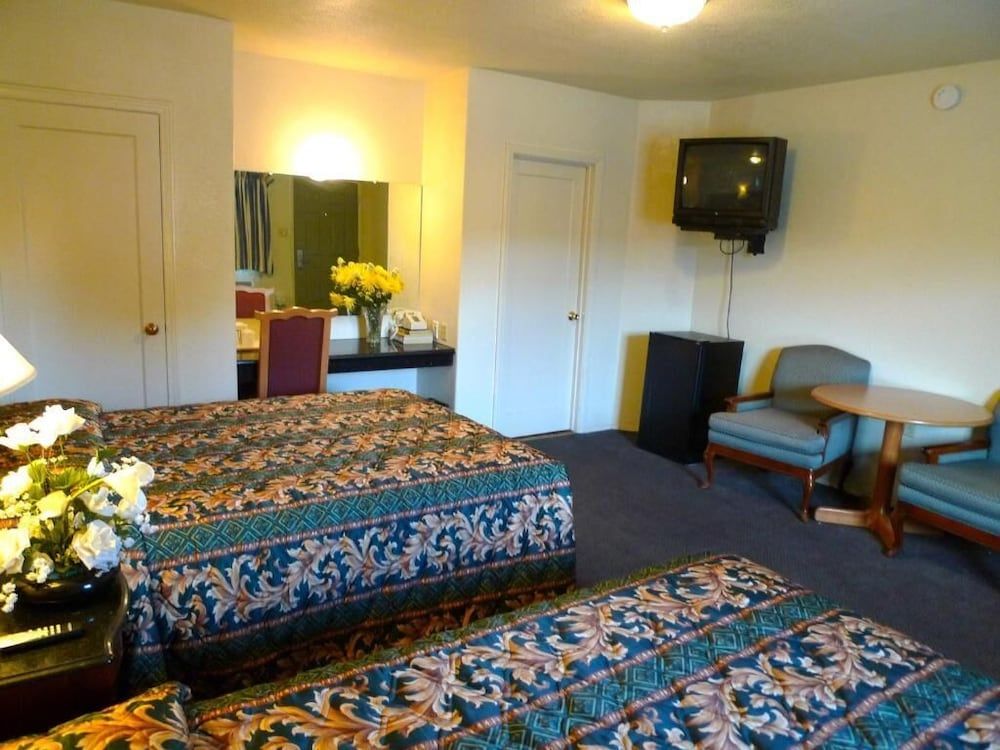 Budget inn 2