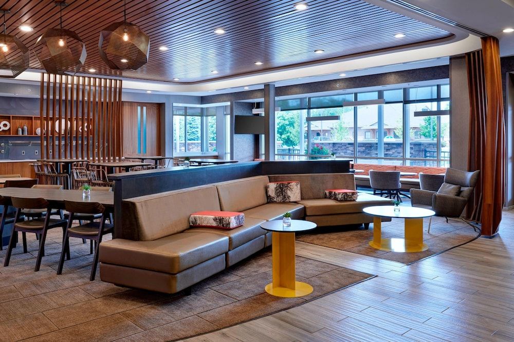 Springhill Suites Grand Rapids West 2