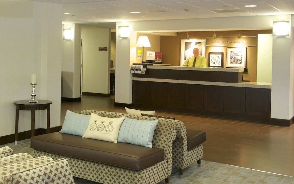 Hampton Inn Lawrenceville 3