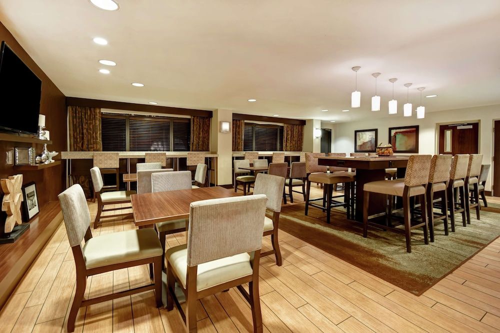 Hampton Inn Atlanta-Mall Of Georgia 2