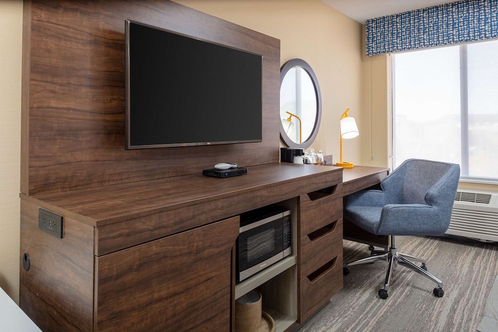 Hampton Inn Castle Rock 3