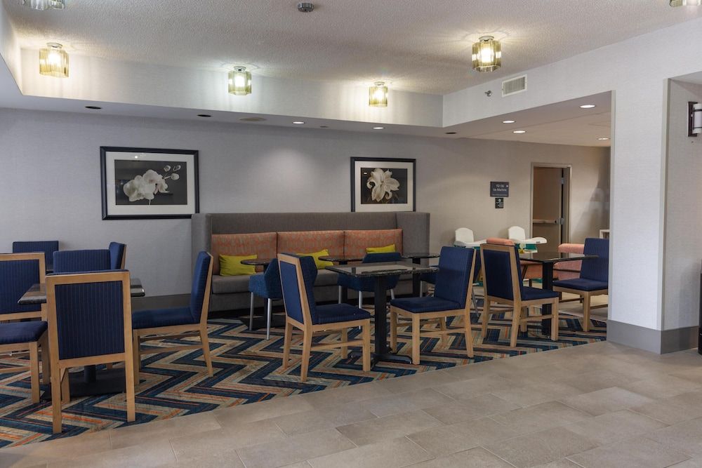 Hampton Inn Atlanta/Peachtree City 3
