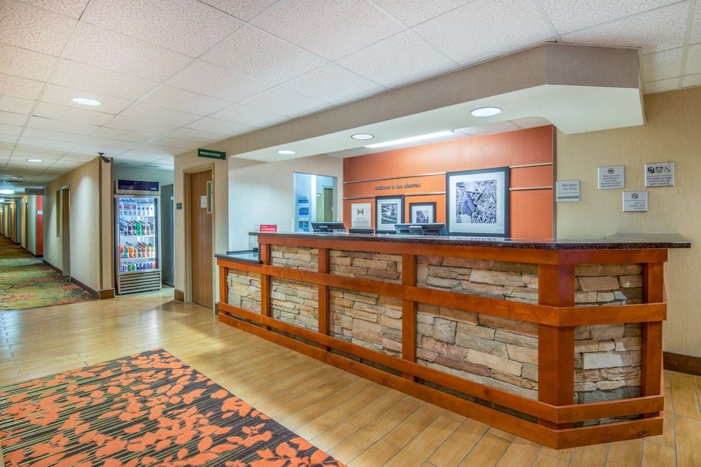 Hampton Inn & Suites Los Alamos White Rock 2