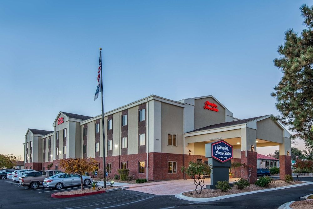 Hampton Inn & Suites Los Alamos White Rock 3 estrellas en Los Alamos