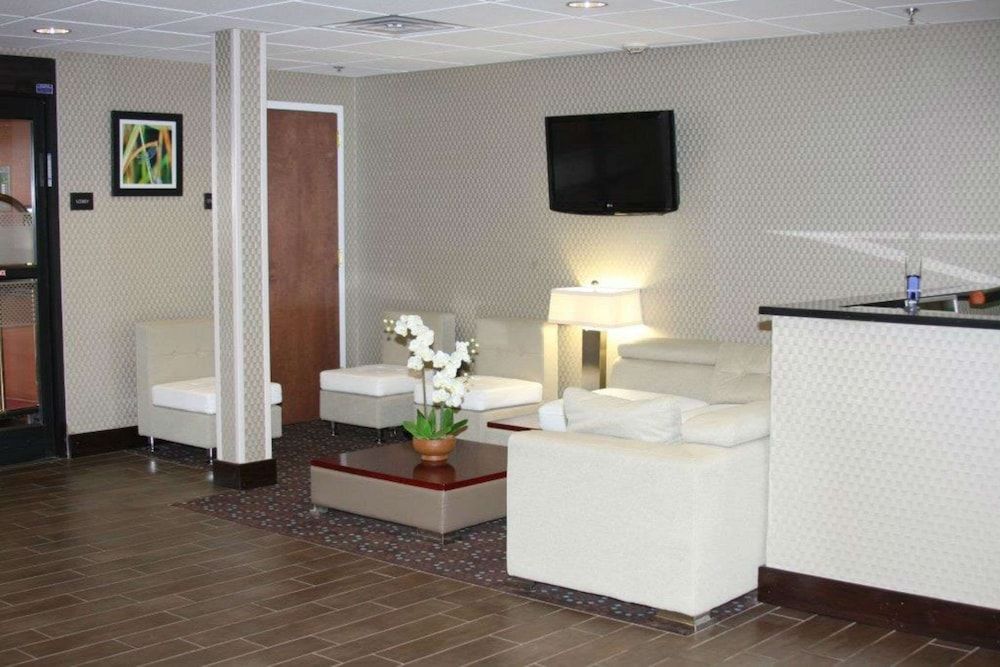 Hampton Inn Williamston 2