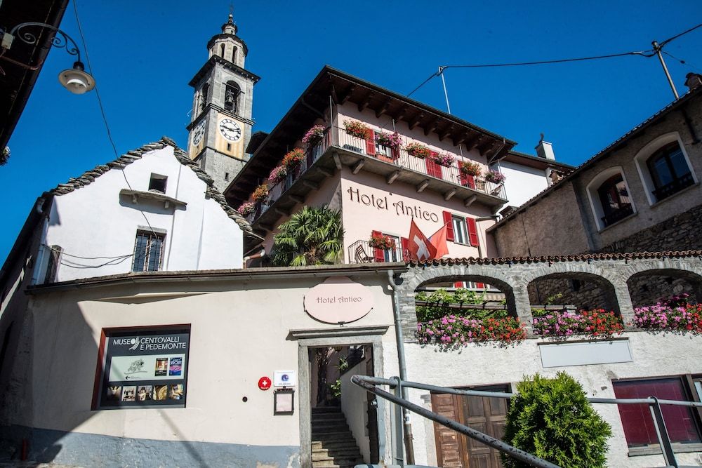 Hotel Antico 3 estrellas en Intragna