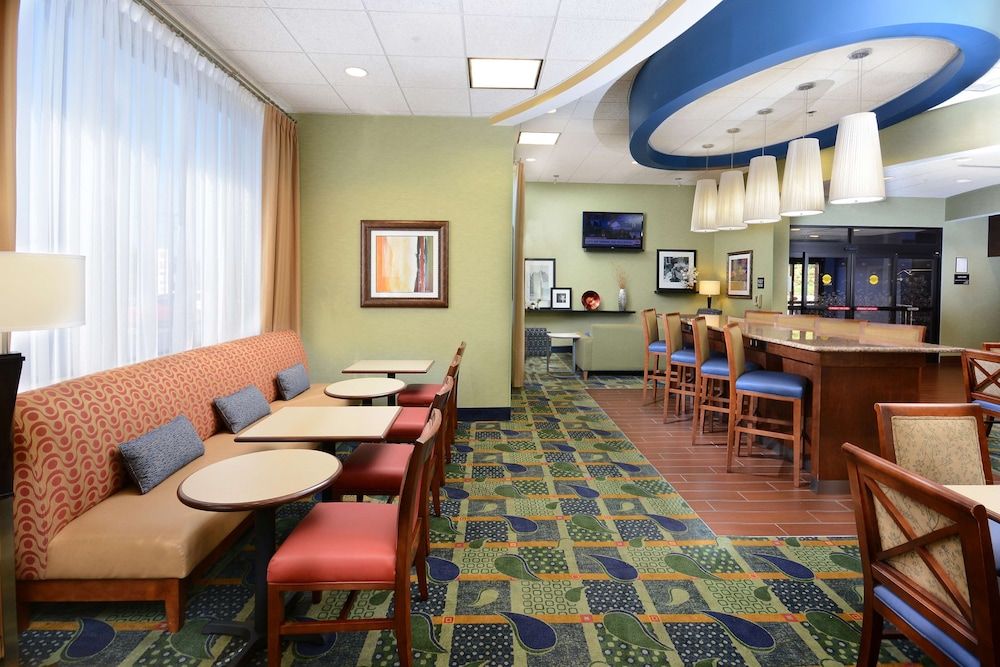 Hampton Inn High Point 3