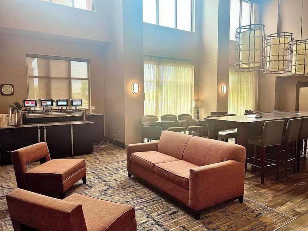 Hampton Inn & Suites Omaha Southwest-La Vista 3