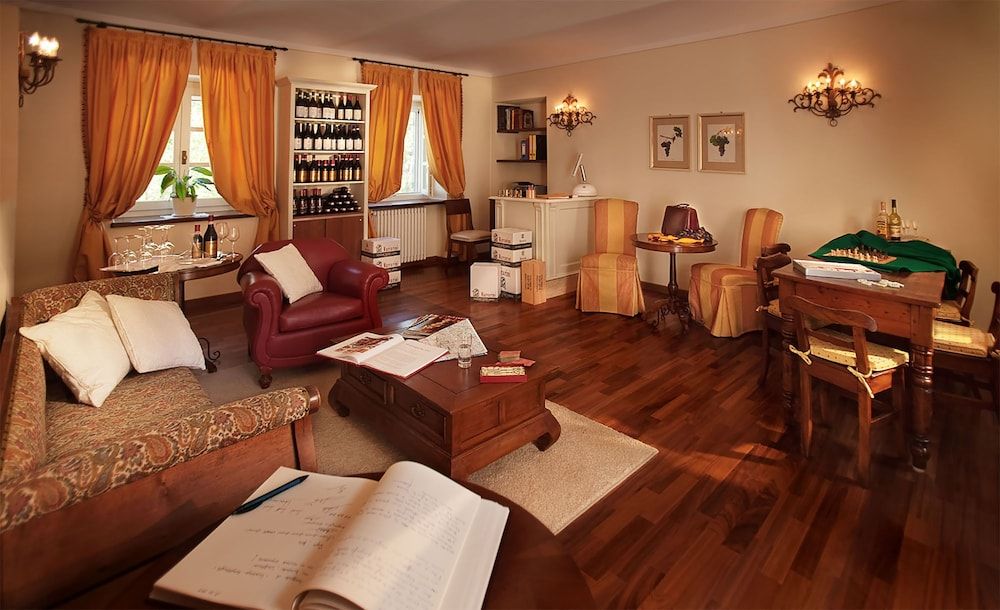 Agriturismo Marcarini 2