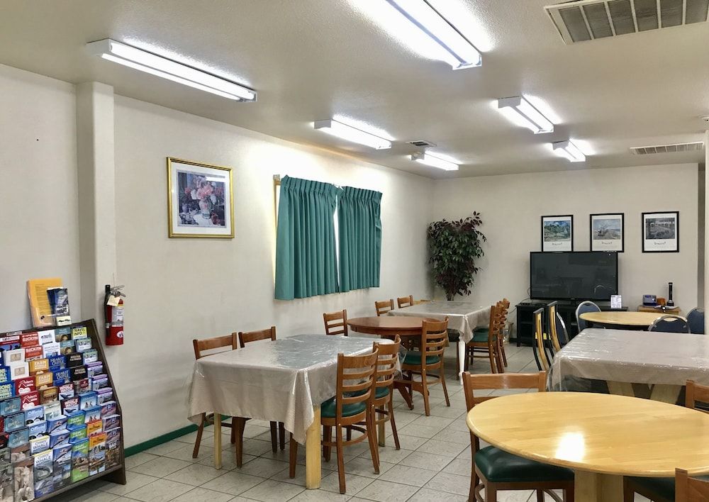 Sunrise Inn Turlock 3