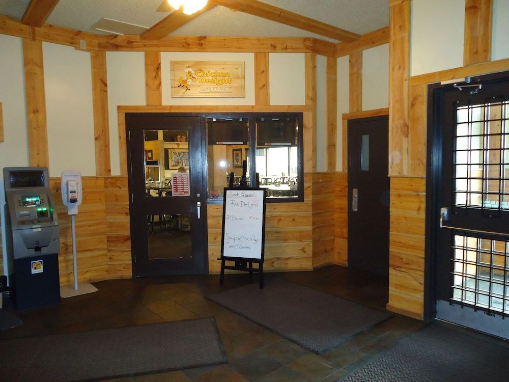 River Inn 2