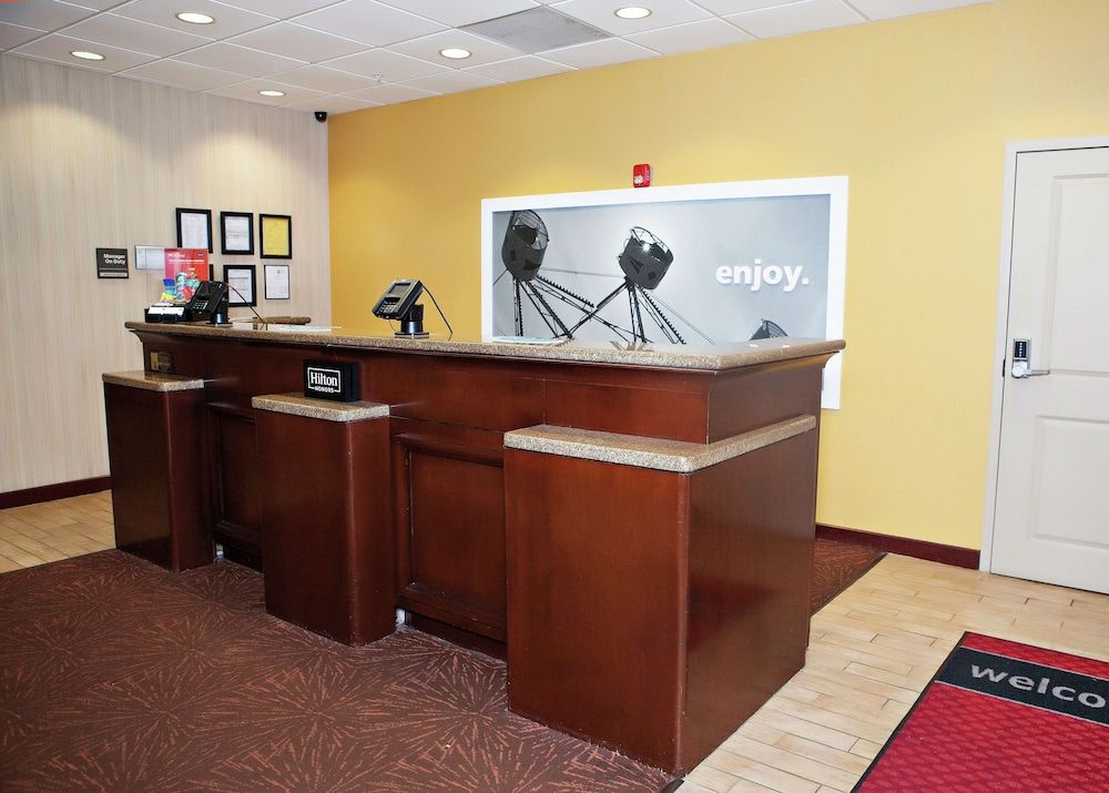 Hampton Inn Martin 2
