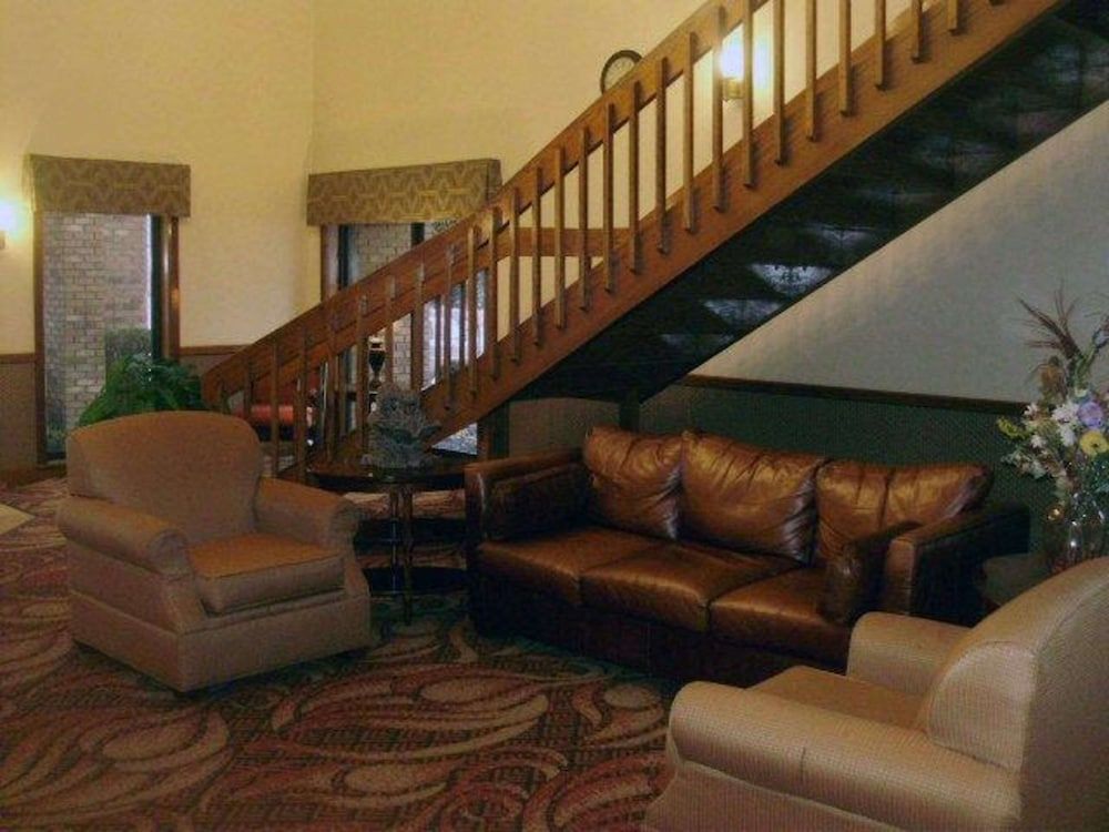 Quality Inn & Suites Searcy I-57 3