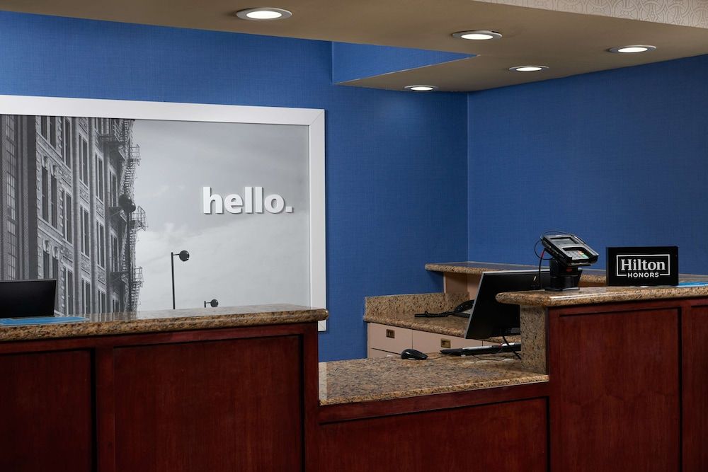 Hampton Inn by Hilton Eagle Pass 2