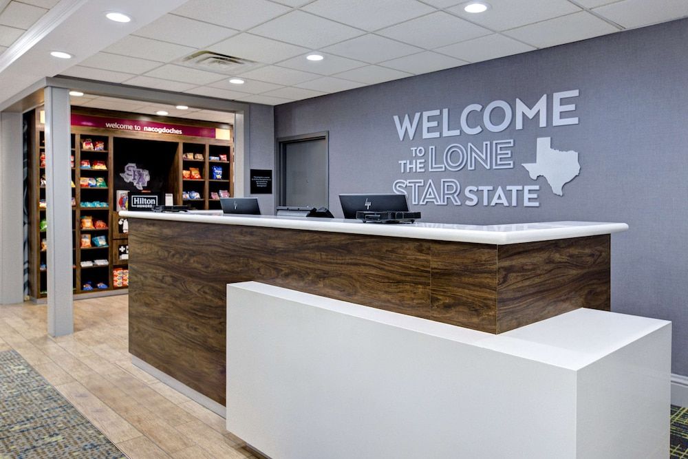 Hampton Inn & Suites Nacogdoches 2