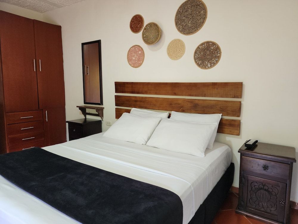 Hotel campestre palmas del zamorano 2