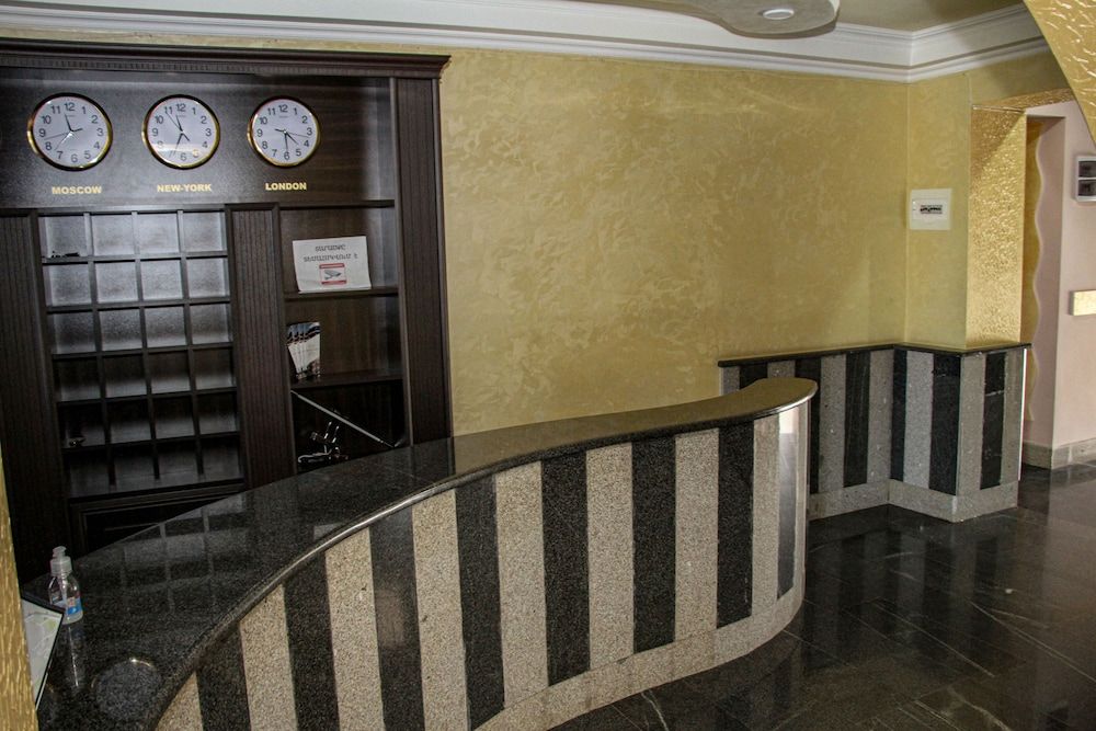 Grand Hotel Kapan 3