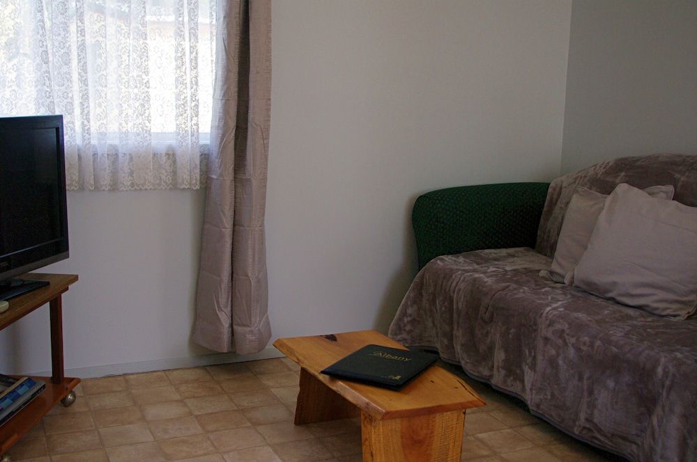 Kalgan River Chalets and Caravan Park 3