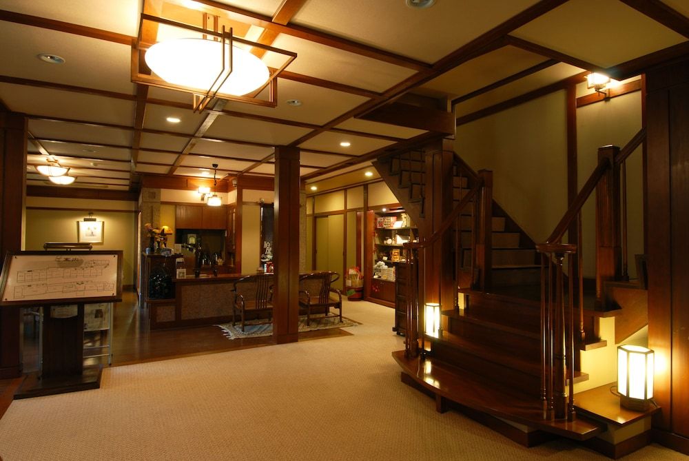 Shima Onsen Kashiwaya Ryokan 2