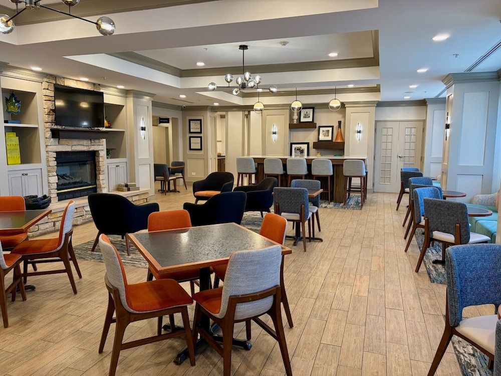 Hampton Inn McHenry 2