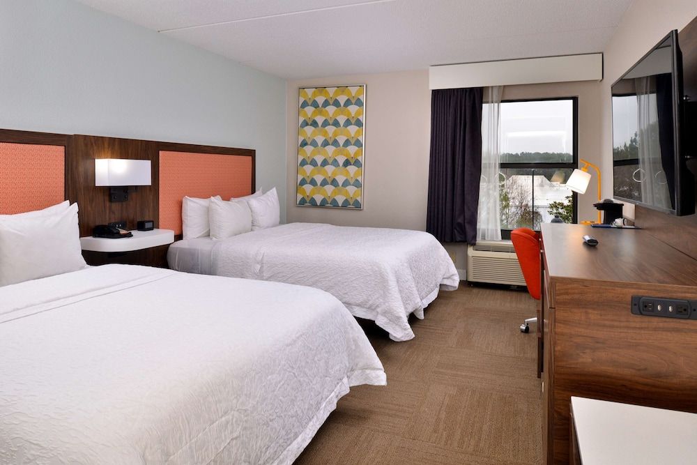 Hampton Inn Henderson 2