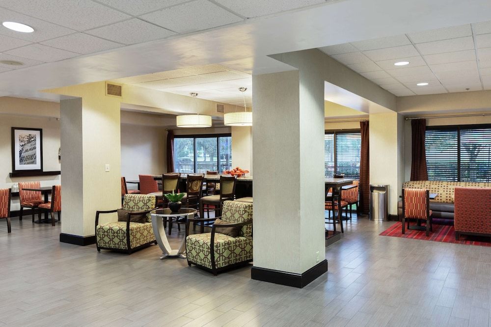 Hampton Inn Houma 3