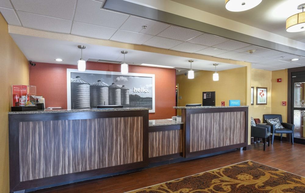 Hampton Inn Dry Ridge 2