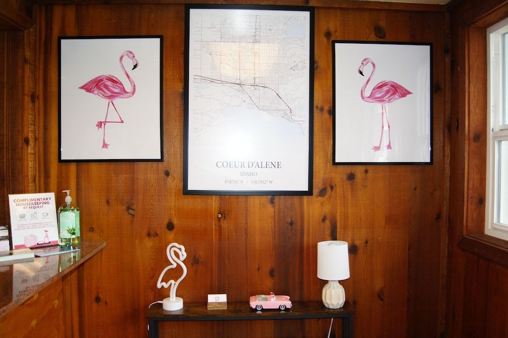 Flamingo Motel 2