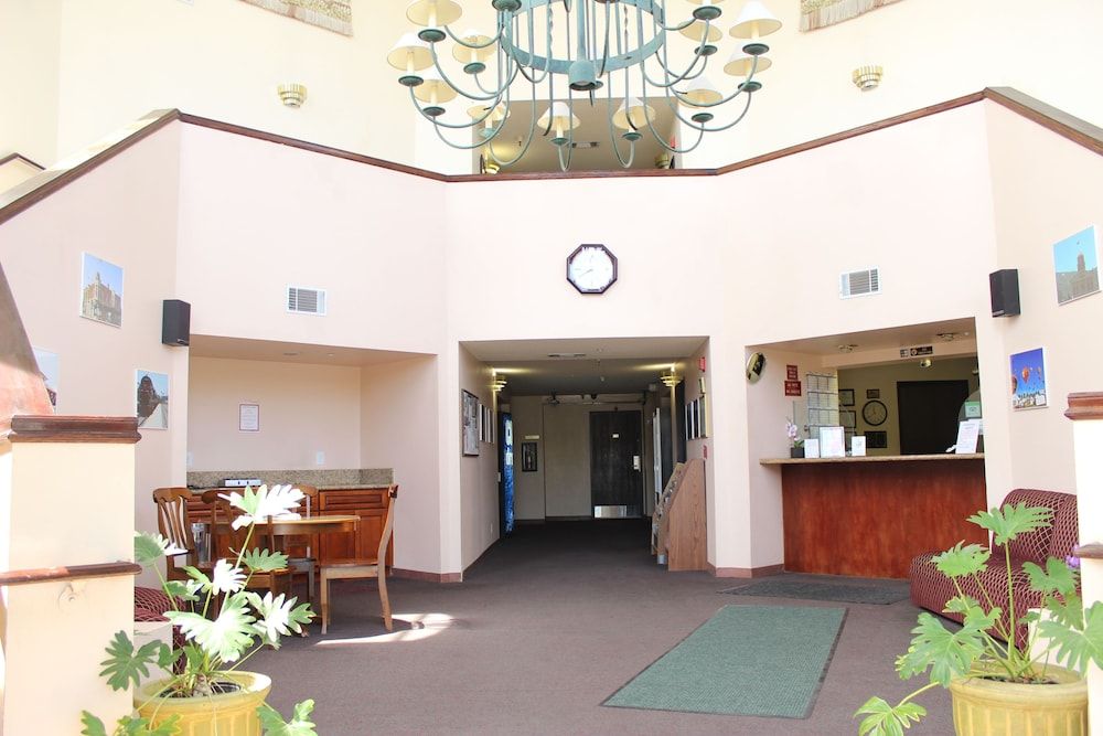 Ocean Gateway Inn 2