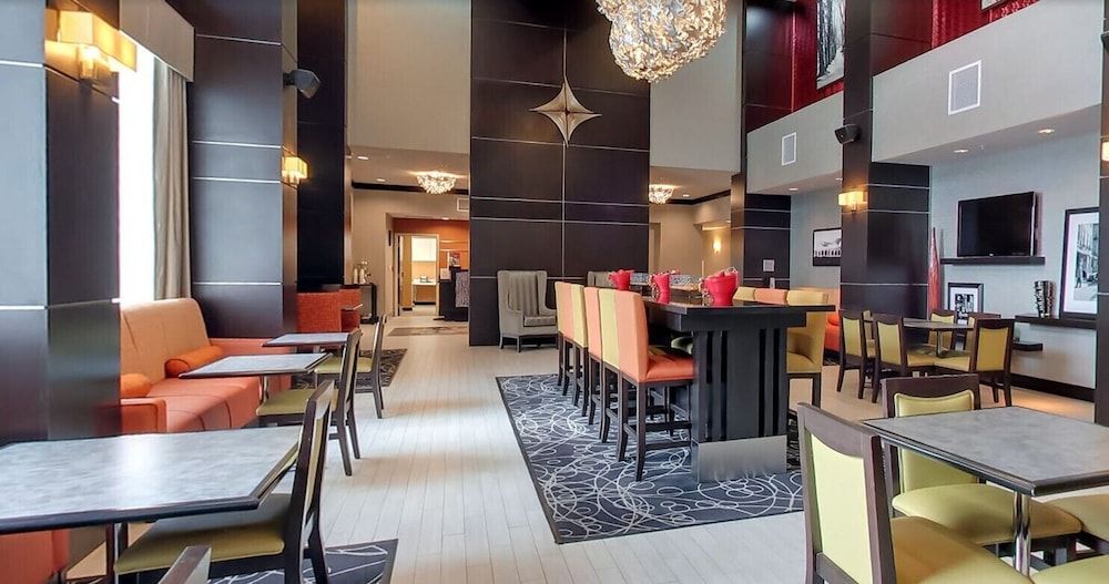Hampton Inn & Suites Marksville 2