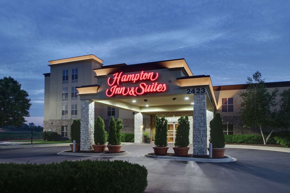 Hampton Inn & Suites Chicago/Aurora 3 estrellas en Aurora