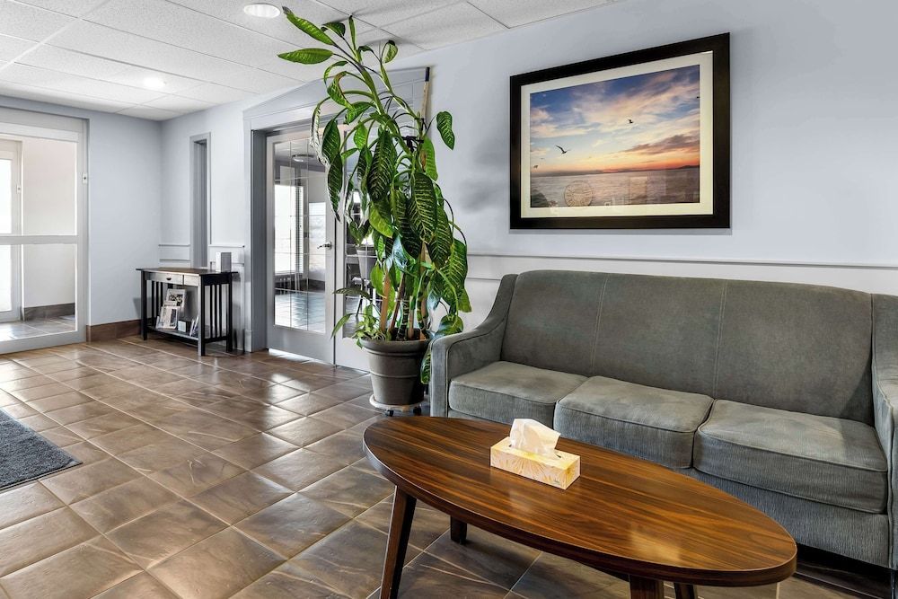 SureStay Studio by Best Western Hardisty 2