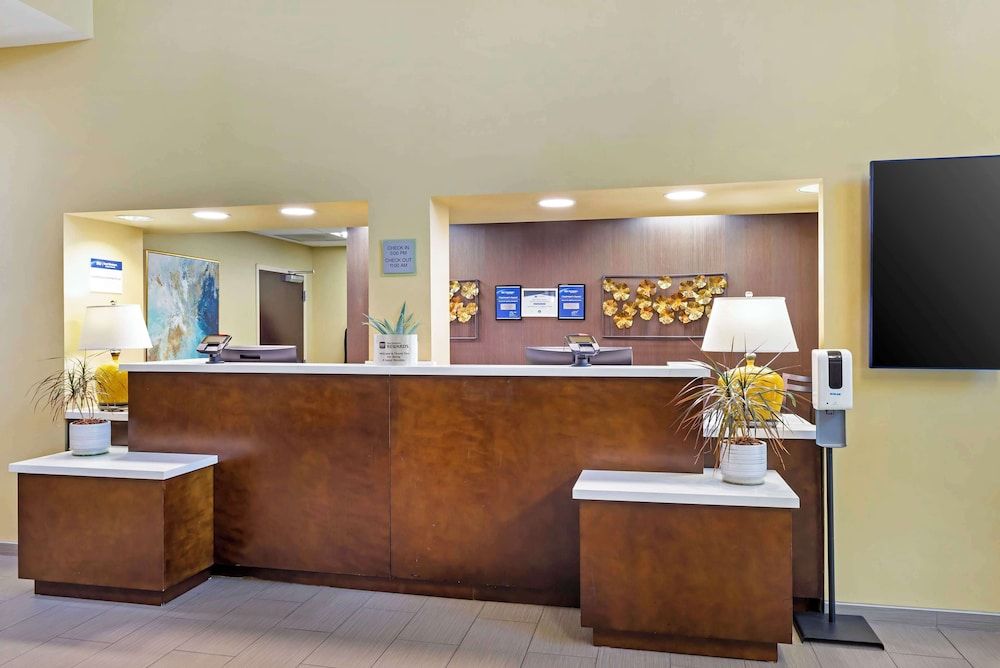 Best Western Plus Thornburg Inn & Suites 3