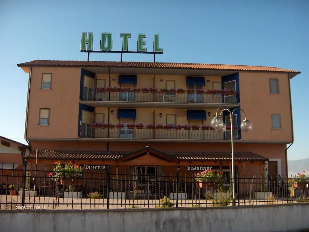 M'ami Bed and Breakfast -1 estrellas en Magliano deʼ Marsi