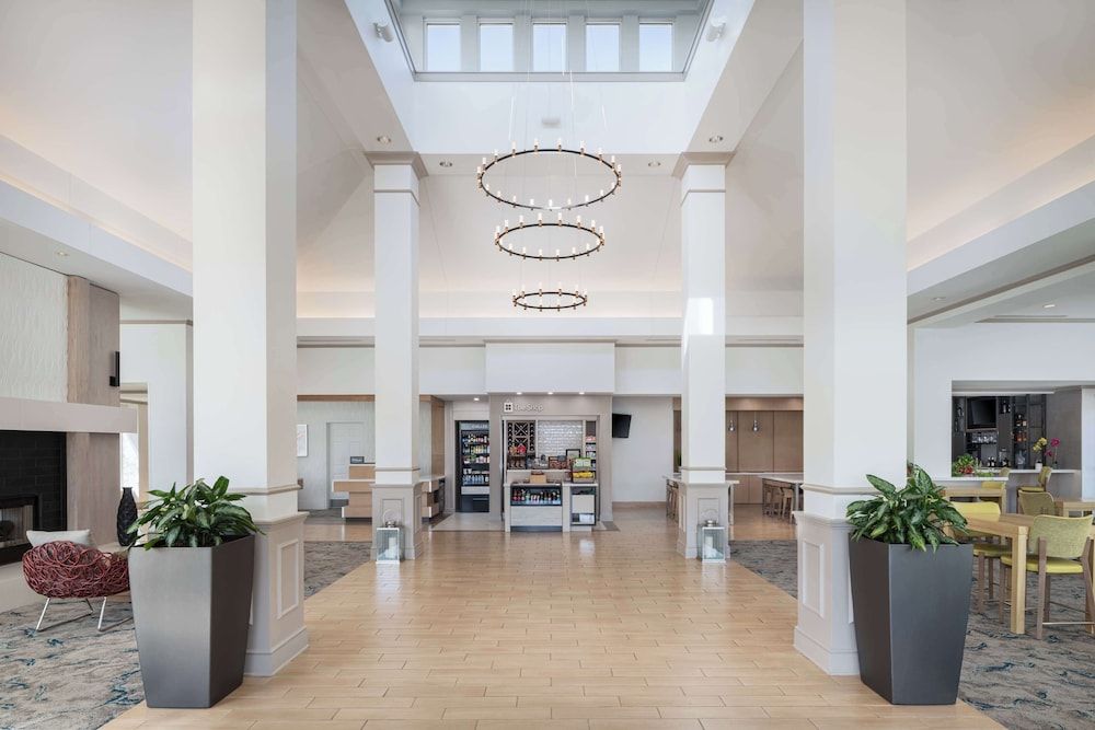 Hilton Garden Inn St. Charles 3