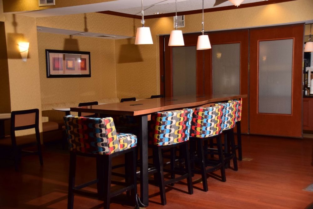 Hampton Inn Indiana 3