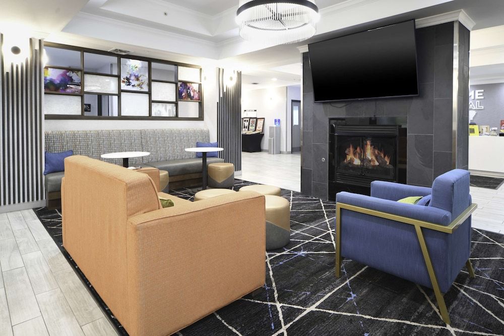 Hampton Inn Bryant 3