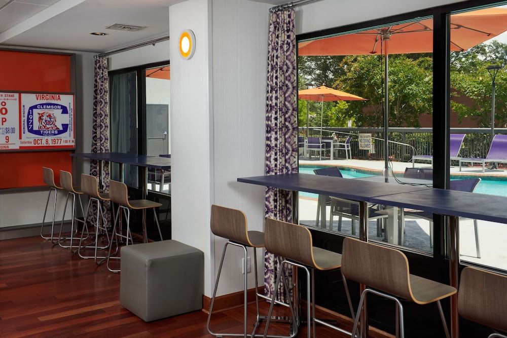 Hampton Inn Clemson-University Area 2