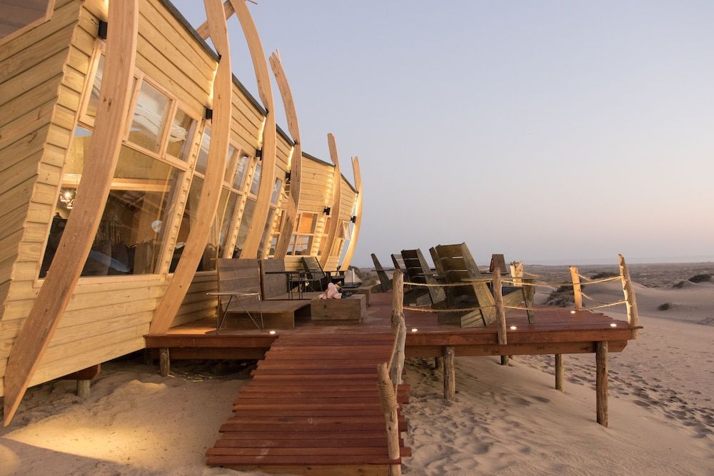 Shipwreck Lodge 2