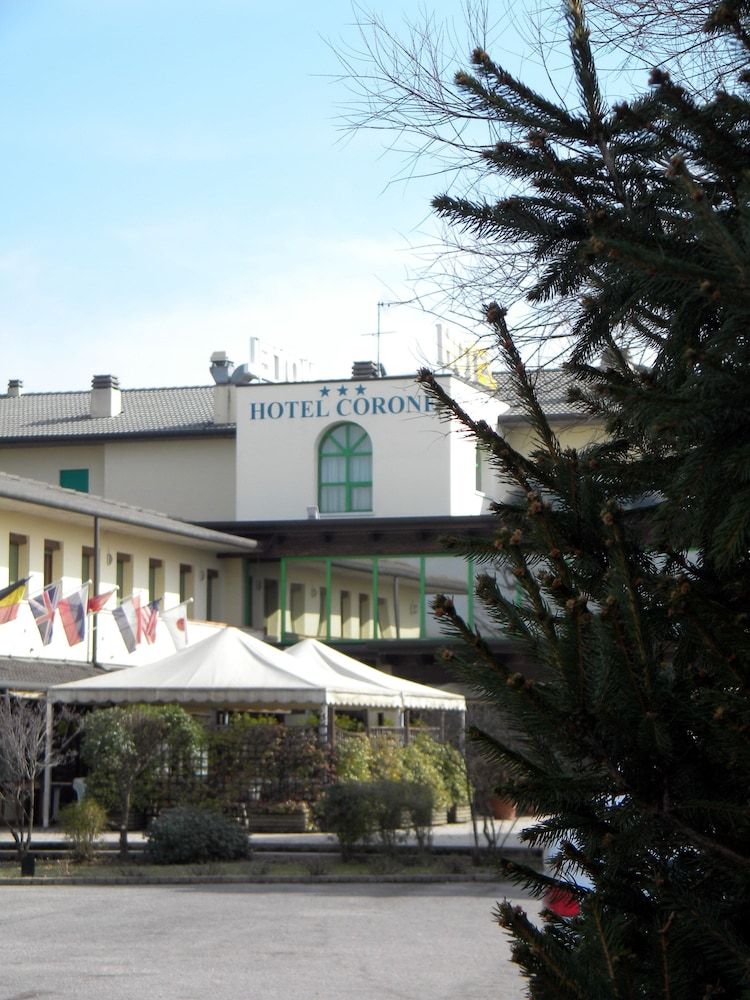 Hotel Corone 3 estrelas em Caerano di San Marco